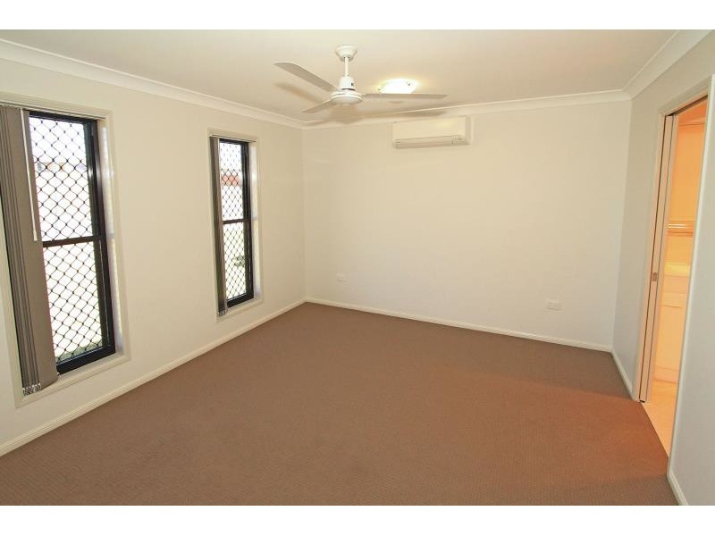 22 Violet Drive, Gracemere QLD 4702